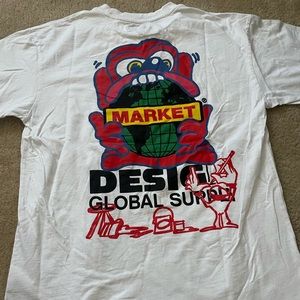 Market design global supply shirt in great condition dead stock
